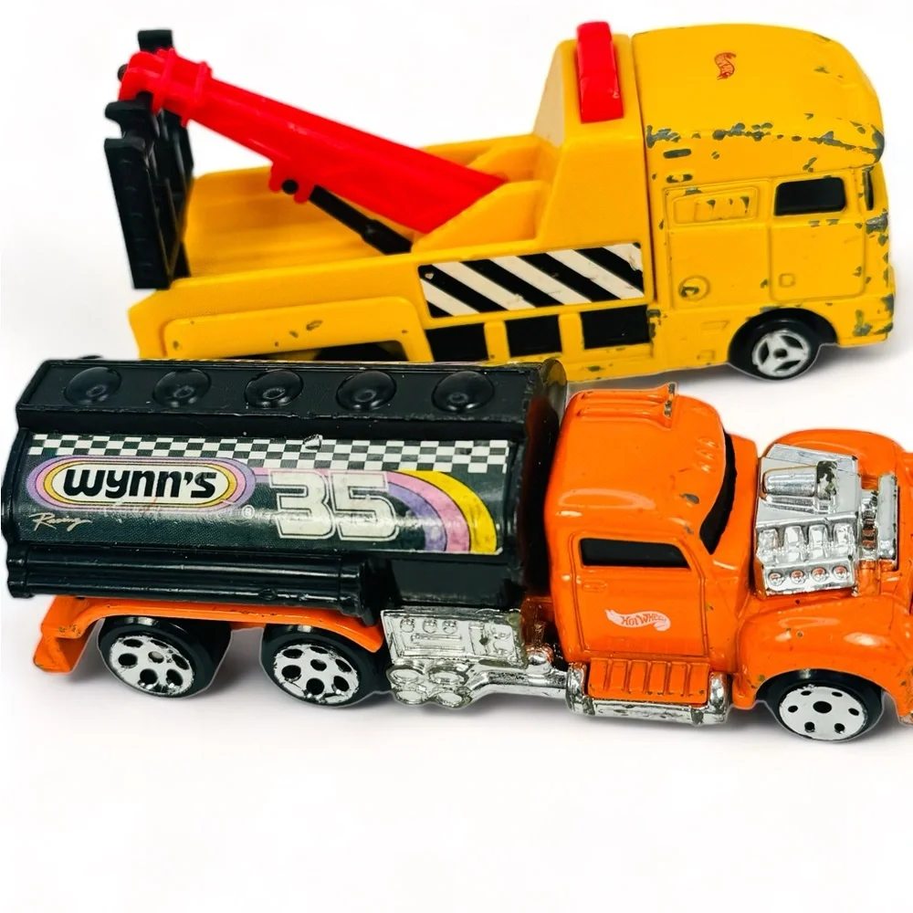Hot Wheels Semi Truck Lot Of 5 1999 Vintage AS IS USED LOOSE ISSUES Diecast 5”